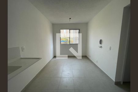 Sala/Cozinha de apartamento à venda com 2 quartos, 34m² em Jardim Celeste, São Paulo