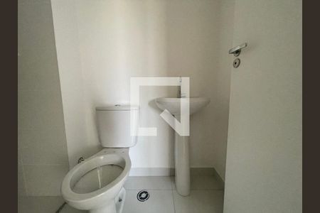 Apartamento à venda com 34m², 2 quartos e sem vaga Apartamento à venda com 34m², 2 quartos e sem vagaBanheiro Social