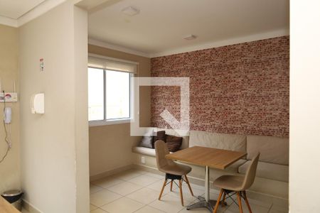 Apartamento à venda com 33m², 2 quartos e sem vagaÁrea comum