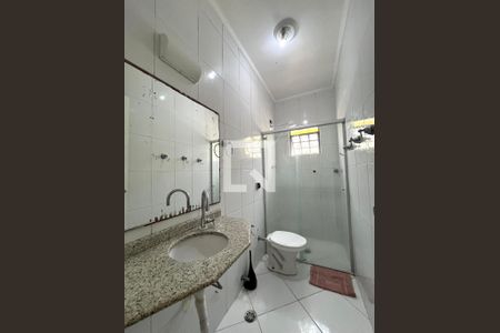 Casa para alugar com 168m², 4 quartos e 2 vagasBanheiro Corredor