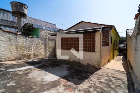Casa para alugar com 175m², 2 quartos e 2 vagas Casa para alugar com 175m², 2 quartos e 2 vagasQuintal