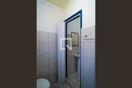 Casa para alugar com 175m², 2 quartos e 2 vagas Casa para alugar com 175m², 2 quartos e 2 vagasBanheiro