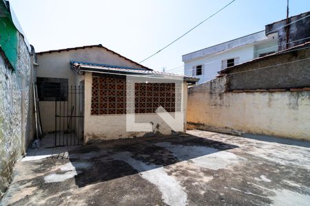 Casa para alugar com 175m², 2 quartos e 2 vagas Casa para alugar com 175m², 2 quartos e 2 vagasQuintal