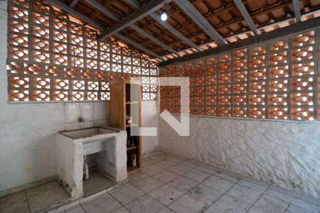 Casa para alugar com 175m², 2 quartos e 2 vagas Casa para alugar com 175m², 2 quartos e 2 vagasÁrea de Serviço