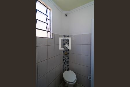 Casa para alugar com 175m², 2 quartos e 2 vagas Casa para alugar com 175m², 2 quartos e 2 vagasBanheiro