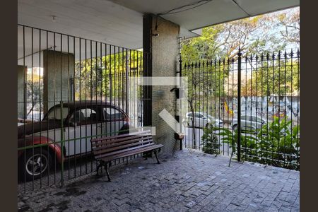 Apartamento à venda com 63m², 2 quartos e 1 vagaFachada e portaria