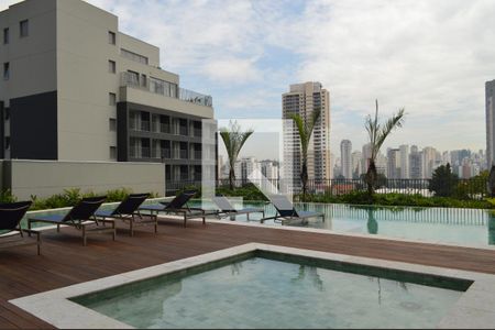 Studio à venda com 36m², 1 quarto e sem vagaPiscina