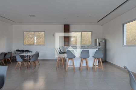 Apartamento para alugar com 55m², 2 quartos e 1 vagaÁrea comum