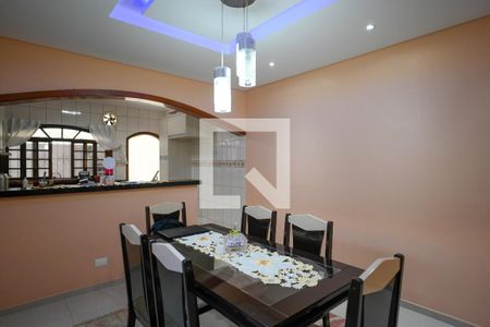 Casa à venda com 216m², 3 quartos e 2 vagasCopa