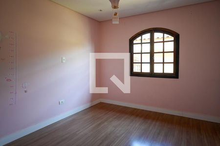 Casa à venda com 216m², 3 quartos e 2 vagasQuarto 3