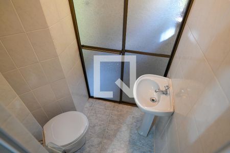 Casa à venda com 216m², 3 quartos e 2 vagasBanheiro de Serviço