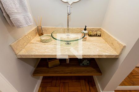 Apartamento à venda com 86m², 2 quartos e sem vagaBanheiro Social