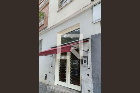 Apartamento à venda com 86m², 2 quartos e sem vagaFachada e portaria