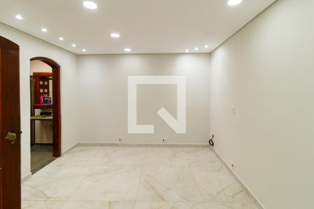Casa para alugar com 700m², 2 quartos e 6 vagasSuíte