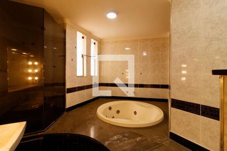 Casa para alugar com 700m², 2 quartos e 6 vagasBanheiro da Suíte 2