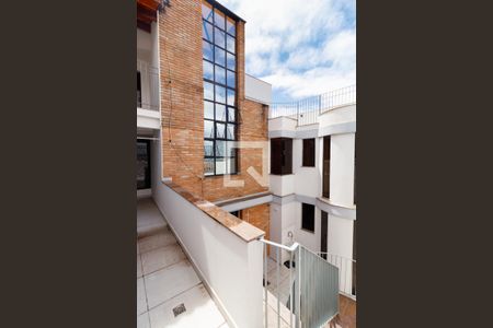 Casa para alugar com 700m², 2 quartos e 6 vagasExterna