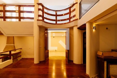 Casa para alugar com 700m², 2 quartos e 6 vagasSala