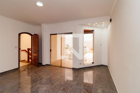 Casa para alugar com 700m², 2 quartos e 6 vagasSuíte 2