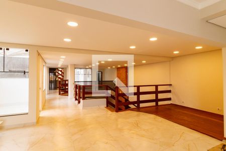 Sala de casa para alugar com 2 quartos, 700m² em Vila Maria Alta, São Paulo