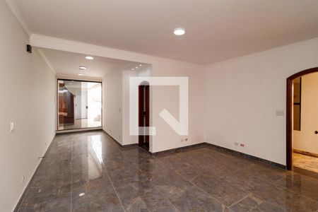 Casa para alugar com 700m², 2 quartos e 6 vagasSuíte 2