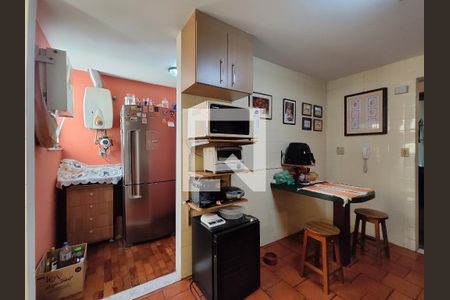 Apartamento à venda com 238m², 4 quartos e 3 vagasCozinha