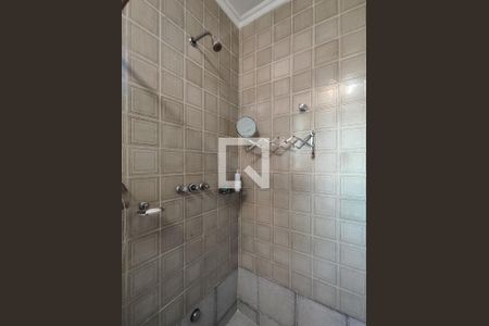 Apartamento à venda com 238m², 4 quartos e 3 vagasBanheiro da Suíte 2