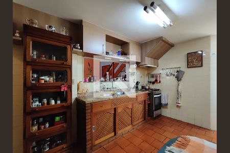 Apartamento à venda com 238m², 4 quartos e 3 vagasCozinha