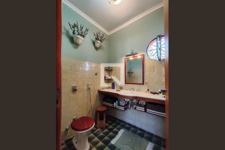 Apartamento à venda com 238m², 4 quartos e 3 vagasBanheiro da Suíte 2