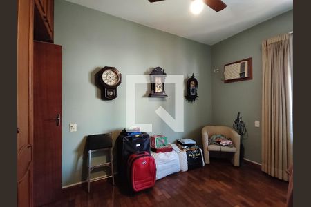 Apartamento à venda com 238m², 4 quartos e 3 vagasQuarto 2