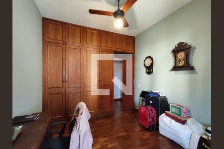 Apartamento à venda com 238m², 4 quartos e 3 vagasQuarto 2