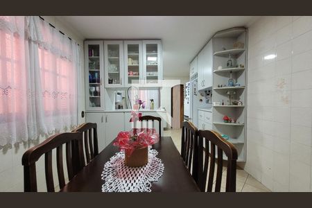 Casa à venda com 181m², 3 quartos e 4 vagasCopa