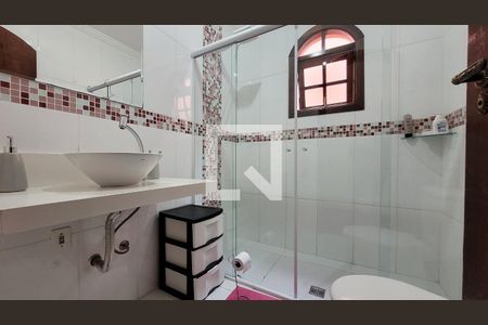 Casa à venda com 181m², 3 quartos e 4 vagasBanheiro