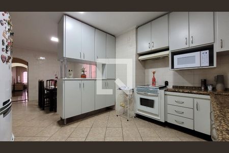 Casa à venda com 181m², 3 quartos e 4 vagasCozinha