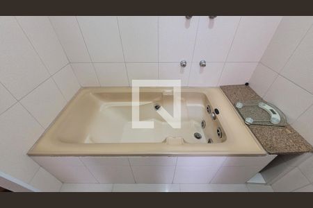 Casa à venda com 181m², 3 quartos e 4 vagasBanheiro