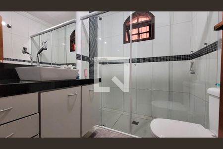 Casa à venda com 181m², 3 quartos e 4 vagasBanheiro