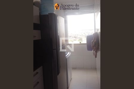 Apartamento à venda com 100m², 2 quartos e 2 vagasCozinha