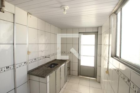 Casa à venda com 350m², 5 quartos e 2 vagasCozinha 
