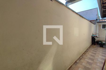 Casa à venda com 195m², 2 quartos e 2 vagasÁrea de Serviço