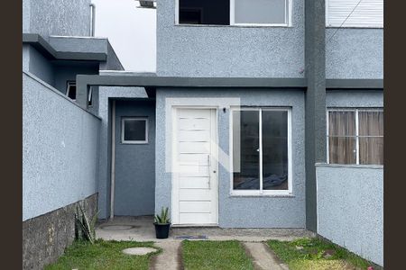 Casa à venda com 143m², 2 quartos e 2 vagasFachada