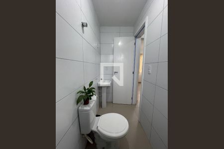 Casa à venda com 143m², 2 quartos e 2 vagasBanheiro