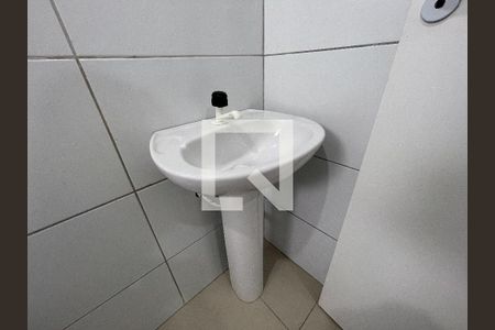 Casa à venda com 143m², 2 quartos e 2 vagasBanheiro