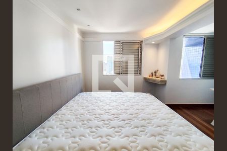 Apartamento à venda com 290m², 4 quartos e 4 vagasQuarto 2