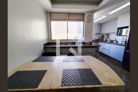 Cozinha de apartamento à venda com 4 quartos, 290m² em Cruzeiro, Belo Horizonte