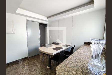 Apartamento à venda com 290m², 4 quartos e 4 vagasCozinha