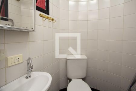 Apartamento à venda com 300m², 4 quartos e 4 vagasBanheiro de serviço