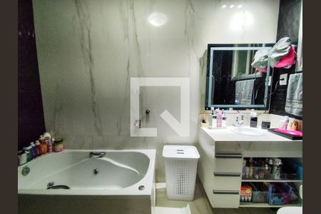 Apartamento à venda com 150m², 4 quartos e 1 vaga Apartamento à venda com 150m², 4 quartos e 1 vagaSuíte 1