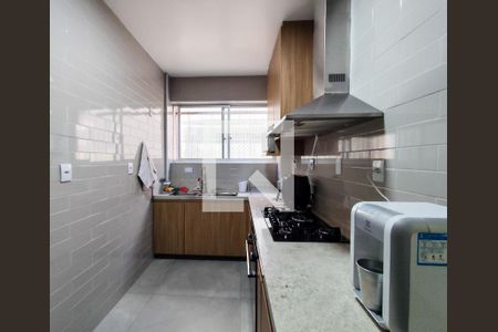 Cozinha de apartamento à venda com 4 quartos, 150m² em Lourdes, Belo Horizonte