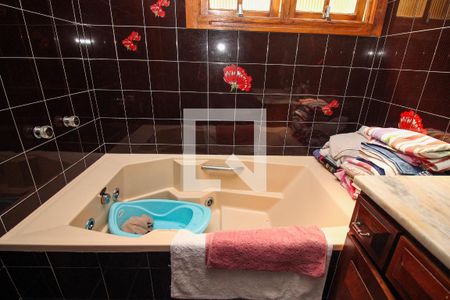 Casa à venda com 350m², 3 quartos e 4 vagasBanheiro da Suíte