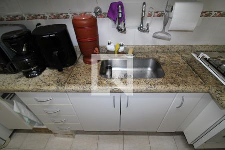 Apartamento à venda com 76m², 3 quartos e 2 vagasCozinha