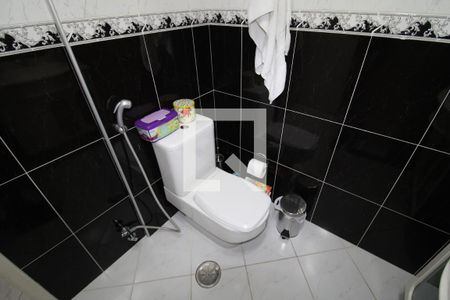 Apartamento à venda com 76m², 3 quartos e 2 vagasBanheiro